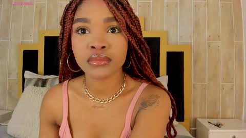 Aria Foster online show from October 2025 12:05:02 AM