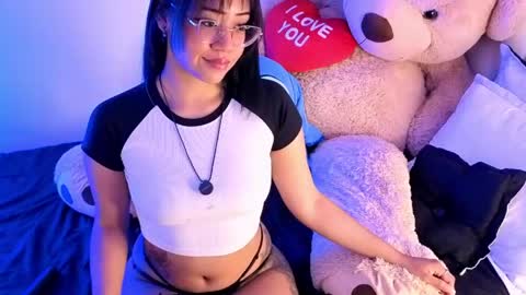   online show from April 2026 03:04:02 AM