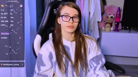 Snapshot of ariamill chatting on October 2025 06:03:01 AM Ari online show from October 2025 06:03:01 AM