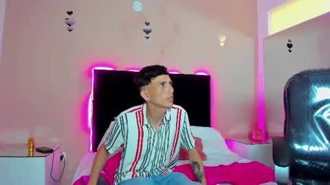 Snapshot of ariana_cri_x chatting on July 2026 01:40:02 PM ariana_cri_x online show from July 2026 01:40:02 PM