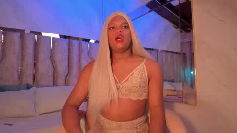 Snapshot of ariana_grande233 chatting on February 2026 11:41:01 AM ariana_grande233 online show from February 2026 11:41:01 AM