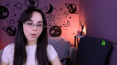 ariana_ross7 online show from April 2026 07:18:01 PM