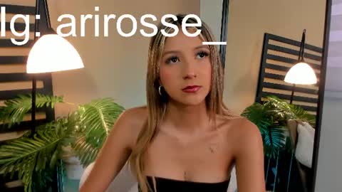 Snapshot of ariana_rosse__ chatting on June 2026 01:01:02 PM Ariana online show from June 2026 01:01:02 PM