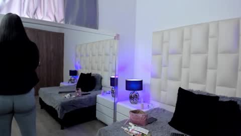  ariana  online show from February 2026 04:36:02 PM