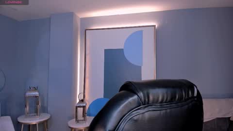 Ariana Dumont online show from October 2025 11:43:01 AM