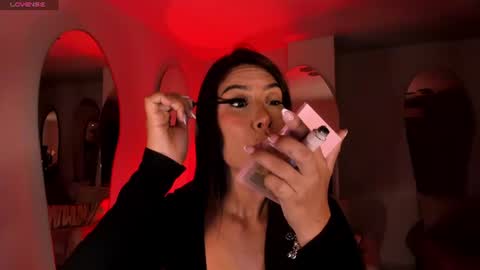 Snapshot of arianadumont chatting on June 2026 11:29:02 AM Ariana Dumont online show from June 2026 11:29:02 AM