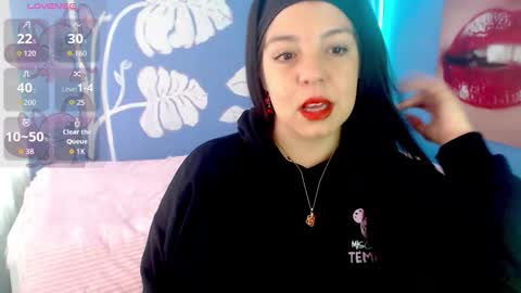 Snapshot of arianagloww chatting on March 2026 01:04:02 PM Ariana online show from March 2026 01:04:02 PM