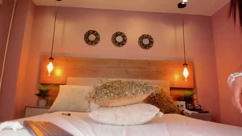 Ariana online show from April 2026 06:43:02 PM