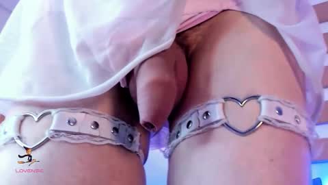 Snapshot of arianasantana chatting on October 2025 01:23:04 PM Ari online show from October 2025 01:23:04 PM