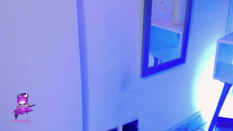 Snapshot of arianasantana chatting on November 2025 12:37:02 PM Ari online show from November 2025 12:37:02 PM