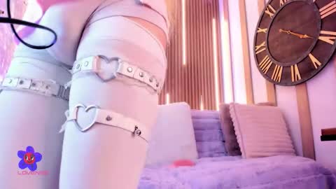 Snapshot of arianasantana chatting on November 2025 09:04:02 PM Ari online show from November 2025 09:04:02 PM