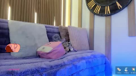 Snapshot of arianasantana chatting on November 2025 01:22:01 PM Ari online show from November 2025 01:22:01 PM