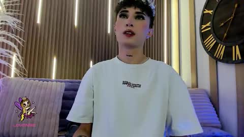 Snapshot of arianasantana chatting on November 2025 01:21:02 PM Ari online show from November 2025 01:21:02 PM