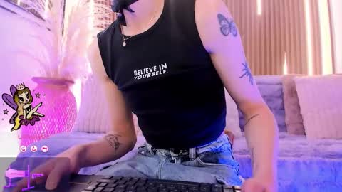 Snapshot of arianasantana chatting on November 2025 12:49:02 PM Ari online show from November 2025 12:49:02 PM