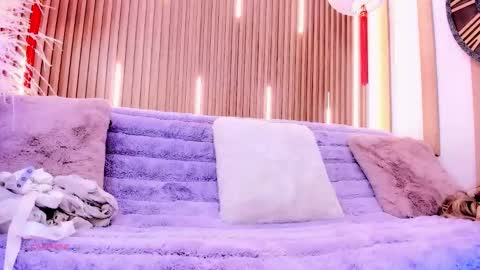 Ari  online show from January 2026 12:52:01 PM