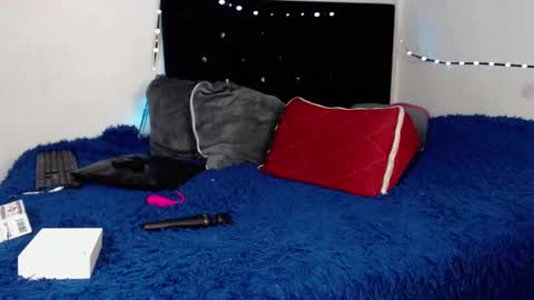 help me 100 hands up my OF is Free  online show from February 2025 06:06:02 AM