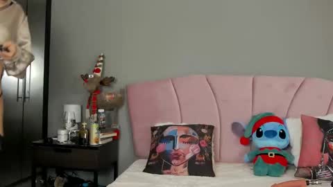 arianna_moonx online show from December 2025 11:11:01 PM