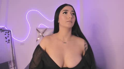 Arianna Dawson online show from December 2024 07:42:01 AM