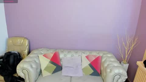 Arianna online show from November 2025 12:55:01 PM