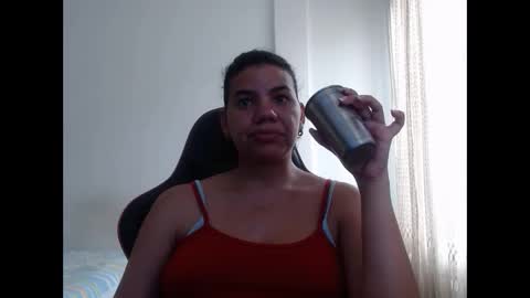 Snapshot of ariannaloovel chatting on February 2025 06:24:02 PM ariannaloovel online show from February 2025 06:24:02 PM