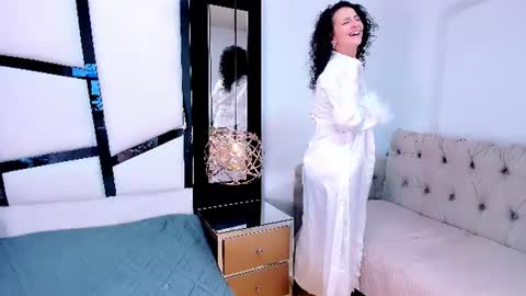 ariannarussell1 online show from July 2026 01:59:01 PM