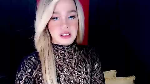 ARIANNE CUMS  online show from December 2024 12:33:02 PM