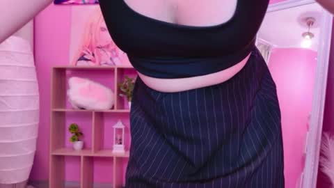 Ariella online show from May 2026 02:02:02 PM