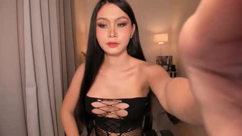 MIRA GREYSON online show from December 2025 10:35:01 AM