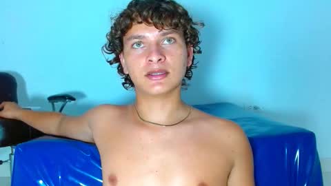 Ariel Aoir online show from March 2026 01:11:02 AM