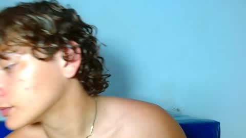 Ariel Aoir online show from March 2026 07:03:02 PM