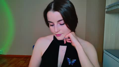 arielstonks_lovee online show from January 2025 05:45:02 PM