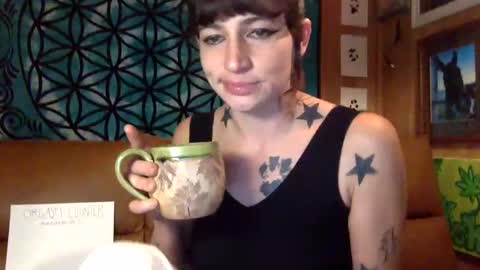 ariel  colin when hes here online show from December 2024 02:10:02 PM