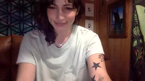 ariel  colin when hes here online show from February 2025 03:16:02 PM