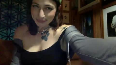 ariel  colin when hes here online show from March 2025 04:06:01 AM