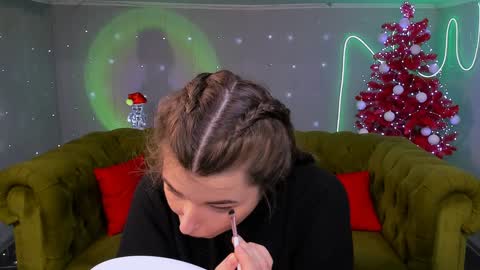 Ari online show from December 2024 08:18:02 PM