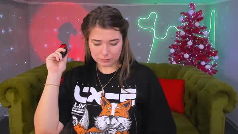 Ari online show from December 2024 03:31:01 PM