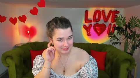 Ari online show from February 2025 03:42:02 PM