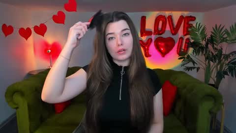 Ari online show from February 2025 01:47:02 PM