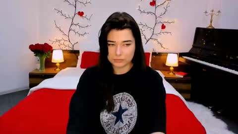 Ari online show from October 2025 09:18:02 AM