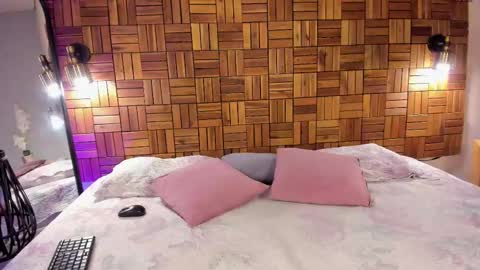 ARIANNA online show from February 2025 09:52:02 PM