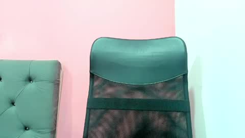 Aria  Cholee online show from April 2026 01:05:02 PM