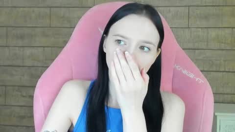 Snapshot of arinakubrick chatting on April 2026 04:21:01 PM Arinakubrick online show from April 2026 04:21:01 PM
