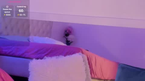 Ari Robert online show from March 2025 06:02:02 AM