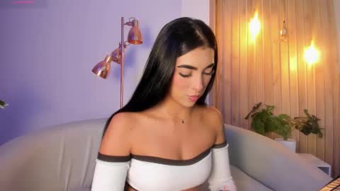 Ari Robert online show from October 2025 03:59:02 AM