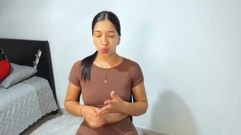 Snapshot of aristena_01 chatting on November 2025 11:05:01 PM aristena_01 online show from November 2025 11:05:01 PM