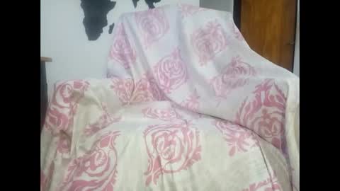 aritolapiz online show from October 2025 12:58:01 AM