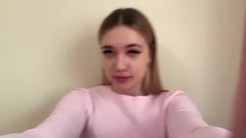 Snapshot of arlettaeavey chatting on May 2026 08:10:01 AM Kate online show from May 2026 08:10:01 AM