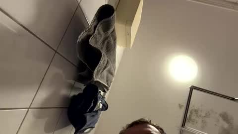 armyskater32 online show from March 2026 08:26:02 PM