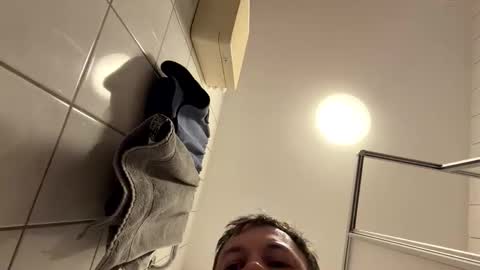 armyskater32 online show from March 2026 09:15:01 PM