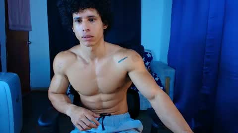 Snapshot of arnold_black69 chatting on July 2026 11:35:01 AM arnold black online show from July 2026 11:35:01 AM
